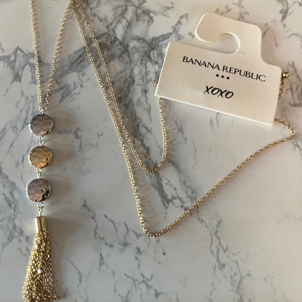 Banana Republic Necklace